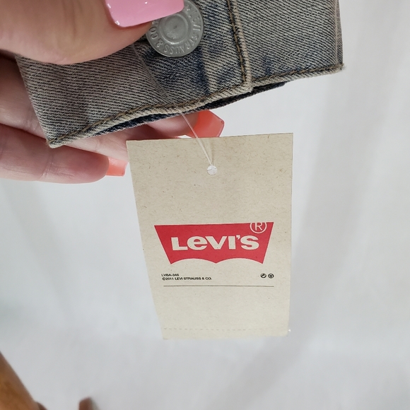 Levi's Levi Strauss & Co Denim Jean Trucker Jacket Unisex Size M 10-12 Yrs. NWT - Picture 6 of 11
